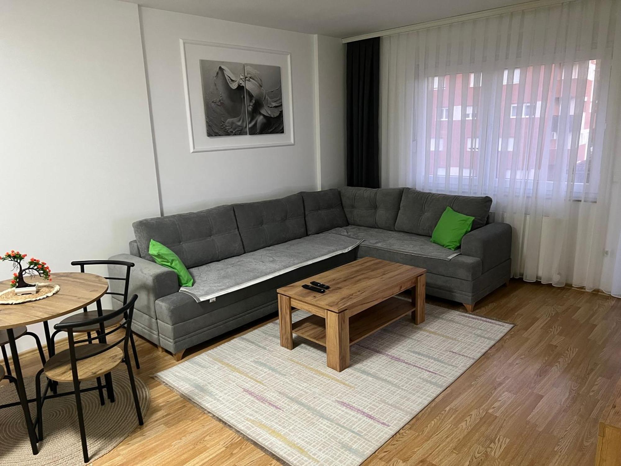 Prishtina Apartments Pristina Extérieur photo